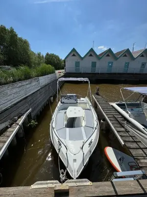 Blick auf einen Fluss in der Nähe der Ferienwohnung