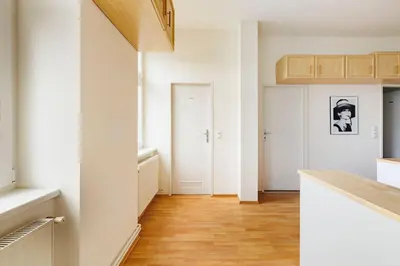 Küche/Küchenzeile in der Unterkunft Beautiful 1 Bedroom Apartment near Schönbrunn