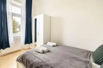 Ein Bett oder Betten in einem Zimmer der Unterkunft Beautiful 1 Bedroom Apartment near Schönbrunn