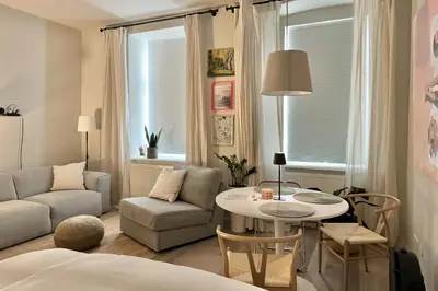Ein Sitzbereich in der Unterkunft Gemütliches Studio im Servitenviertel