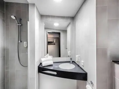 Ein Badezimmer in der Unterkunft B&B HOTEL Wiener Neudorf