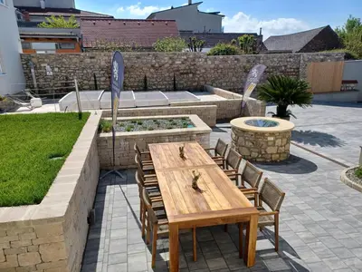 Ein Patio oder anderer Außenbereich in der Unterkunft Weingut Königshofer