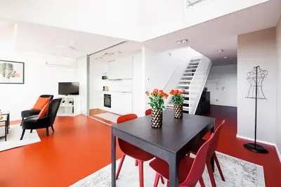 TV/Unterhaltungsangebot in der Unterkunft Julius 25 - Modern Comfort, 5 Mins to City Center