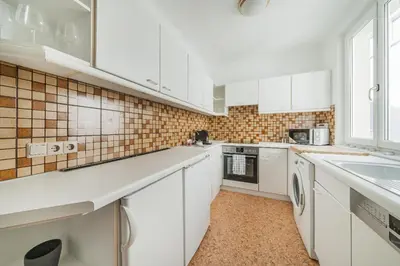 Küche/Küchenzeile in der Unterkunft FeelHome-Karmeliterviertel-6 Gäste-WiFi-Smart TV