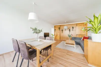 Küche/Küchenzeile in der Unterkunft FeelHome-Karmeliterviertel-6 Gäste-WiFi-Smart TV
