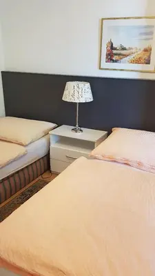 Ein Bett oder Betten in einem Zimmer der Unterkunft Haus Roland