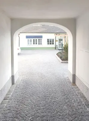 Grundriss der Unterkunft Helle Zweiraumwohnung in Wohngebiet