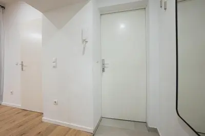 Grundriss der Unterkunft 1BR apartment with a Queen-size bed and Terrace - Contactless 24h Check-In