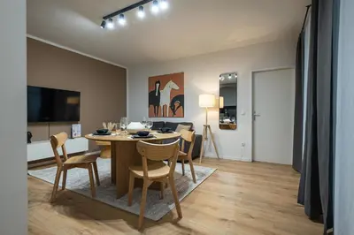 TV/Unterhaltungsangebot in der Unterkunft 1BR apartment with a Queen-size bed and Terrace - Contactless 24h Check-In
