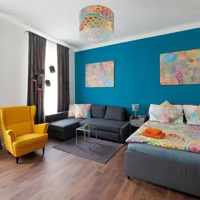 NEW ShalalaLiving Vienna Spacious Home for Family & Friends