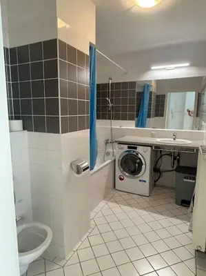 Ein Badezimmer in der Unterkunft Apartment next to Mariahilferstraße