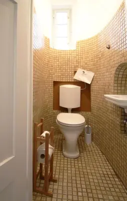Ein Badezimmer in der Unterkunft aeki CITY