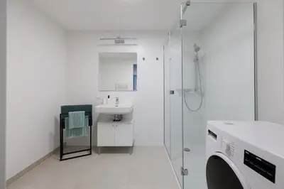 Grundriss der Unterkunft Lovely Apartment in Marina Tower - 10min to City Center