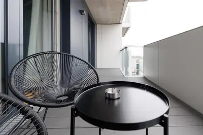 Ein Sitzbereich in der Unterkunft Lovely Apartment in Marina Tower - 10min to City Center