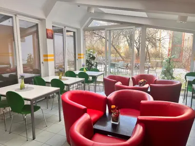 Ein Sitzbereich in der Unterkunft Hotel Astral Vienna
