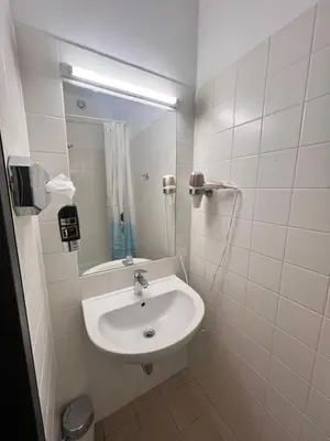 Ein Badezimmer in der Unterkunft Hotel Astral Vienna