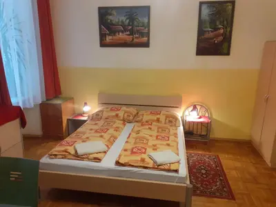 Ein Bett oder Betten in einem Zimmer der Unterkunft HappyHostel