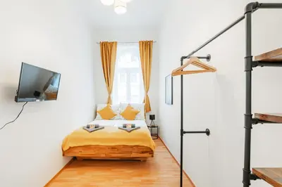 Ein Bett oder Betten in einem Zimmer der Unterkunft 3 Bedrooms - 72sqm - 15 min. City Center