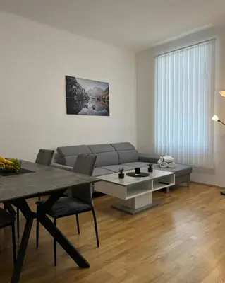 Ein Sitzbereich in der Unterkunft Modernes Juwel in zentraler Lage