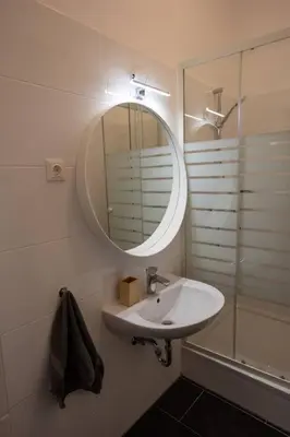 Ein Badezimmer in der Unterkunft Royal Blue Deluxe