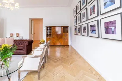 Ein Sitzbereich in der Unterkunft Large Luxury Residence Near Townhall & Votivkirche