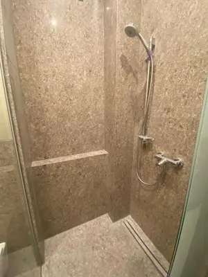 Ein Badezimmer in der Unterkunft Klimtsuites