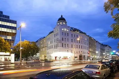Das Gebäude in dem sich die Ferienwohnung befindet