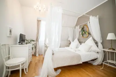 Ein Bett oder Betten in einem Zimmer der Unterkunft Room4Art Apartments Nr.6 in Center air-conditioned