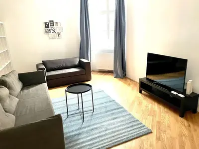 TV/Unterhaltungsangebot in der Unterkunft Brand New & Spacious Apartment in the City Centre