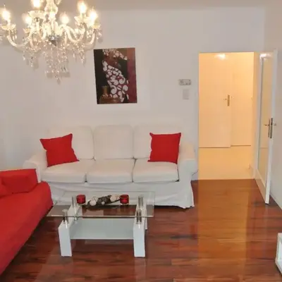 Apartment Paradies - U1 Station altes Landgut