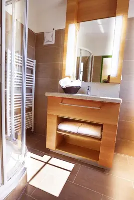 Ein Badezimmer in der Unterkunft Hotel Leobersdorfer Hof