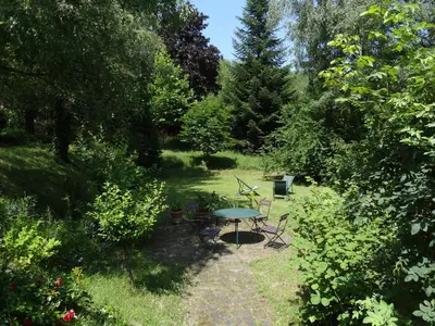 Ein Garten an der Unterkunft Landhof Ott