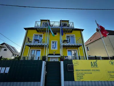Das Gebäude in dem sich die Ferienwohnung befindet
