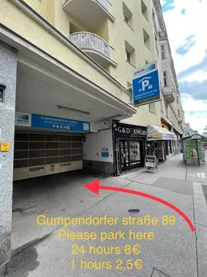 Das Gebäude in dem sich das Privatzimmer befindet