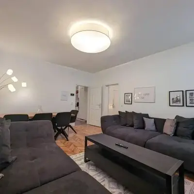 Big CityApartment 19