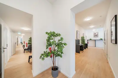 TV/Unterhaltungsangebot in der Unterkunft Chic Central City Rooms by Home2