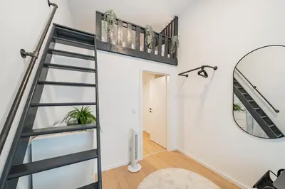 Grundriss der Unterkunft Chic Central City Rooms by Home2