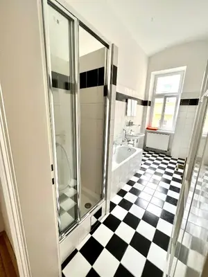 Ein Badezimmer in der Unterkunft Iconic Suite_@O&R