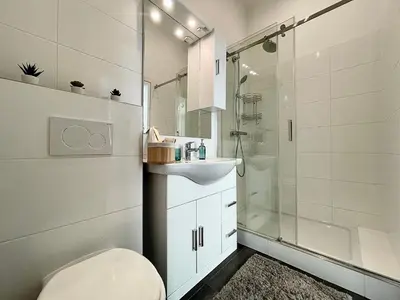 Ein Badezimmer in der Unterkunft The Cozy Space