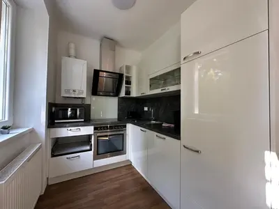 Küche/Küchenzeile in der Unterkunft FeelHome-GolfClub-Terrasse-6 Gäste-WiFi-Smart TV