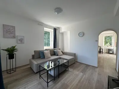 Ein Sitzbereich in der Unterkunft FeelHome-GolfClub-Balkon-4 Gäste-WiFi-Smart TV