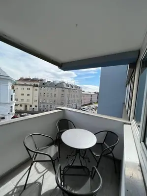 Ein Balkon oder eine Terrasse in der Unterkunft FarawayHomes Studio Vienna #H1