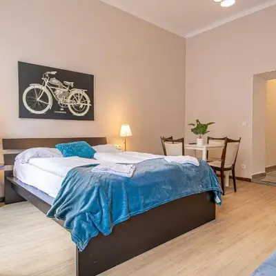 Simple 1BR Studio Escape