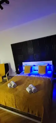 Ein Bett oder Betten in einem Zimmer der Unterkunft Dalia - Dolce Duo Homes