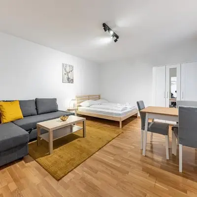 CALM & EASY by JR City Apartments