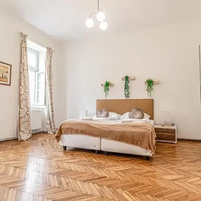 Rooms - 107