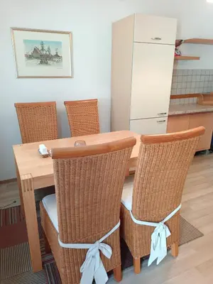 Küche/Küchenzeile in der Unterkunft Ferienwohnung Strohblume