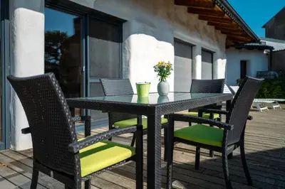 Ein Balkon oder eine Terrasse in der Unterkunft Strohlehm'zhaus