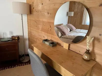 Ein Sitzbereich in der Unterkunft Strohlehm'zhaus