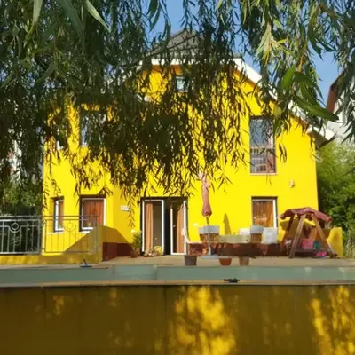 FLAIR of HOLIDAY SISSIS near SCHÖNBRUNN City Metro 3 4 busses 51a 48a kids pets WELCOME